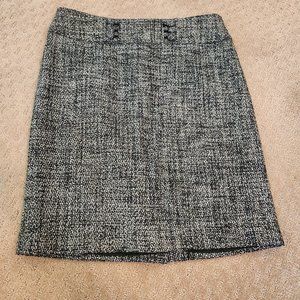 Tweed pencil skirt